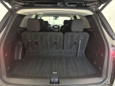 Used 2019 Chevrolet Traverse LT w/ LPO, Cargo Package AWD/4WD image 6
