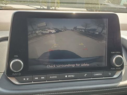 Certified 2023 Nissan Rogue SV FWD image 27