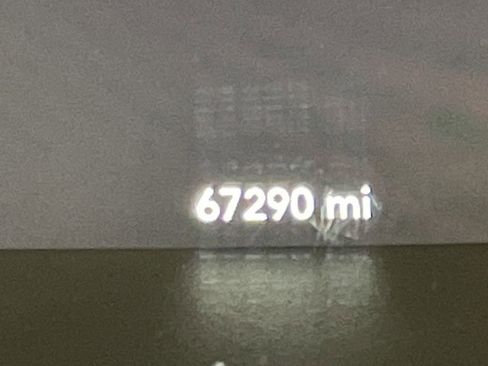 Used 2016 Dodge Challenger R/T Scat Pack w/ Leather Interior Group image 11