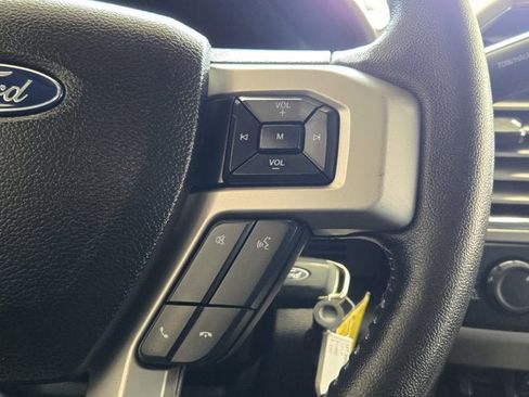 Used 2022 Ford F250 XLT w/ Black Appearance Package image 30