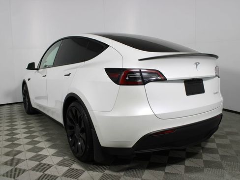 Used 2022 Tesla Model Y Performance image 28