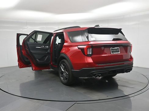 New 2026 Ford Explorer ST image 32