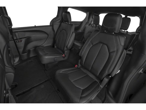 New 2026 Chrysler Pacifica Select image 13