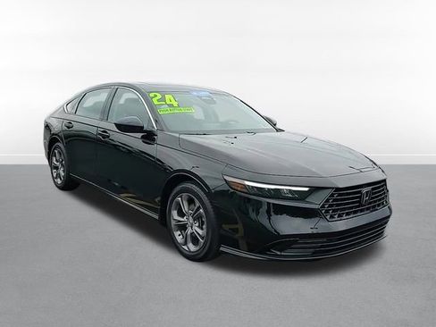 Used 2024 Honda Accord EX image 3