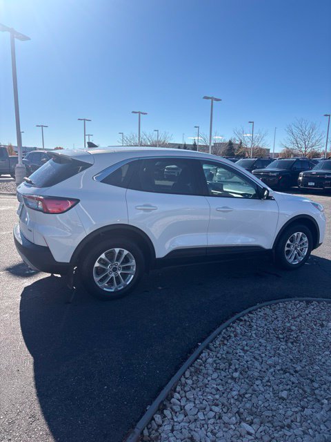 Used 2021 Ford Escape SE w/ Convenience Package AWD/4WD image 2