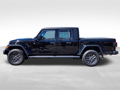 Used 2024 Jeep Gladiator Sport w/ Dual Top Group