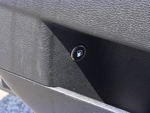 Used 2013 Dodge Charger R/T RWD image 21
