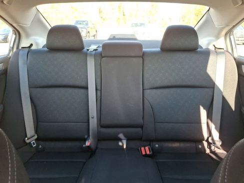 Used 2017 Subaru Legacy 2.5i Premium image 13