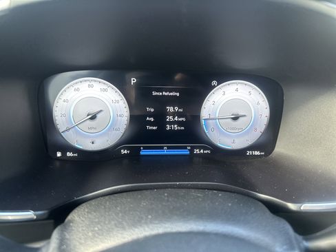 Used 2023 Hyundai Santa Fe Limited image 16