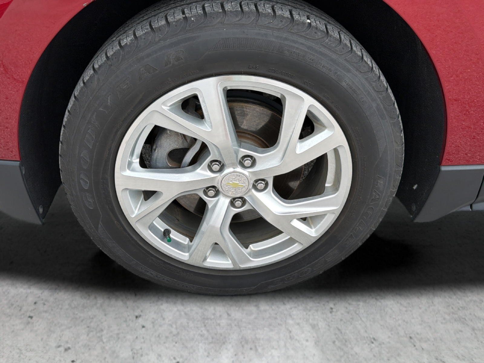 Used 2020 Chevrolet Equinox LT FWD image 35