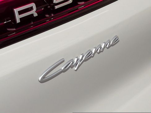 New 2026 Porsche Cayenne AWD/4WD image 18