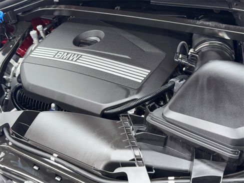 Used 2025 BMW X2 xDrive28i w/ Premium Package image 59