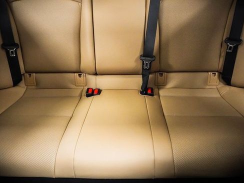 Used 2025 Lexus ES 300h w/ Premium Package image 18