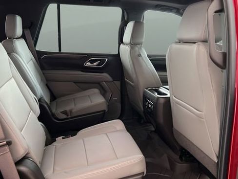 Used 2021 Chevrolet Tahoe LT w/ LT Signature Package image 21