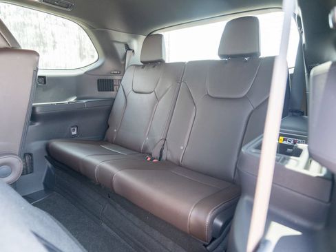 Used 2026 Lexus TX 350 AWD w/ Technology Package image 36