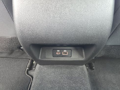 Used 2025 Nissan Altima 2.5 SV FWD image 21