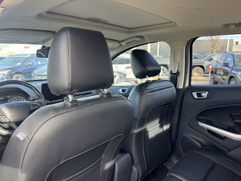 Used 2018 Ford EcoSport Titanium image 14