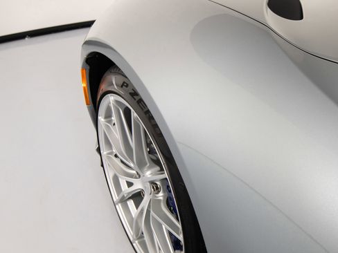 Certified 2018 Ferrari 812 Superfast RWD image 11