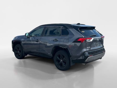 Used 2020 Toyota RAV4 XSE AWD/4WD image 3