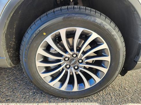 Certified 2021 Lincoln Aviator Reserve w/ Equipment Group 201A image 21