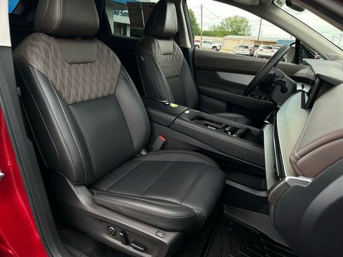 Used 2025 Nissan Murano Platinum w/ Cargo Package AWD/4WD image 18