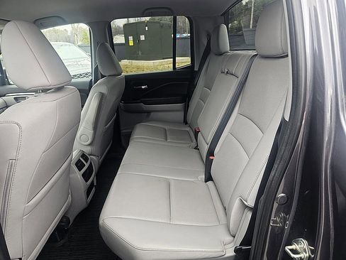 Used 2017 Honda Ridgeline RTL-T image 26