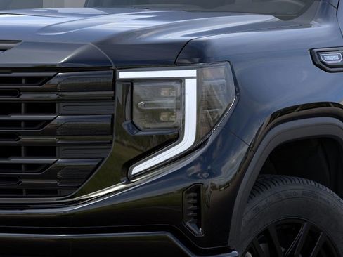 New 2026 GMC Sierra 1500 Elevation image 11