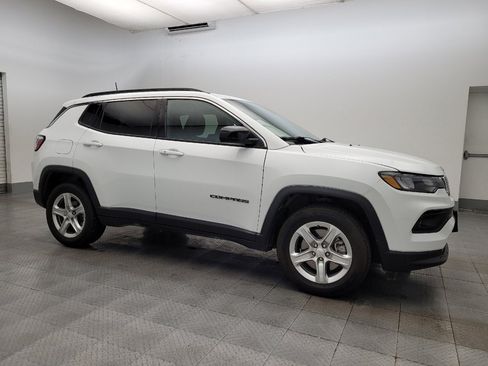 Used 2024 Jeep Compass Latitude w/ Altitude Special Edition image 11