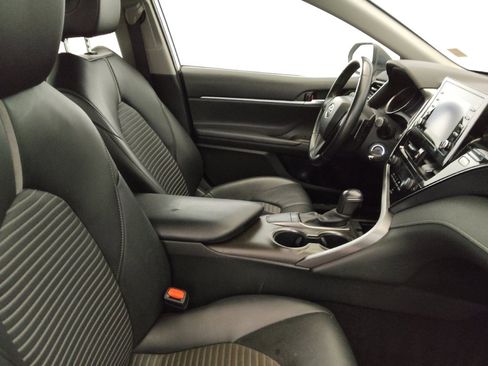 Used 2023 Toyota Camry SE FWD image 21
