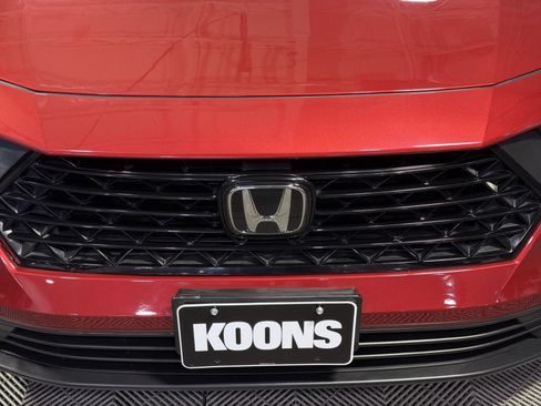 Used 2023 Honda Accord Sport image 12
