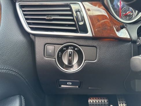 Used 2016 Mercedes-Benz GLE 400 4MATIC image 13