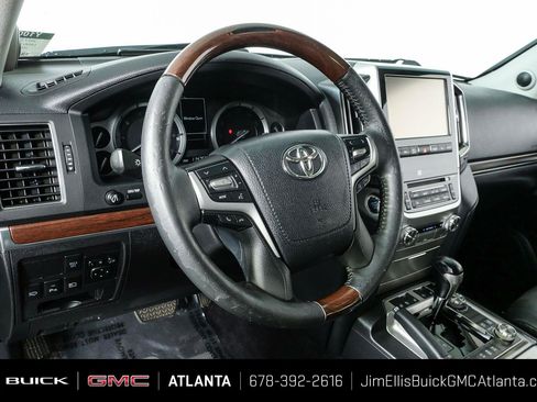 Used 2017 Toyota Land Cruiser AWD/4WD image 4