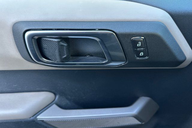 Used 2023 Ford Bronco Wildtrak AWD/4WD image 10