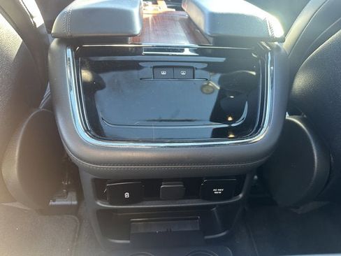 Used 2023 Lincoln Navigator Reserve w/ Monochromatic Package image 13