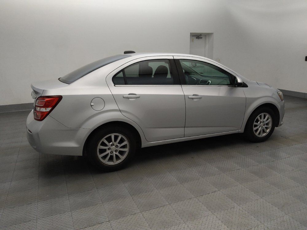 Used 2018 Chevrolet Sonic LT FWD image 10