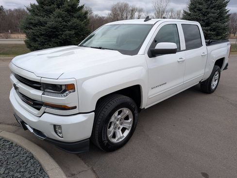 Used 2017 Chevrolet Silverado 1500 LT w/ All Star Edition image 5