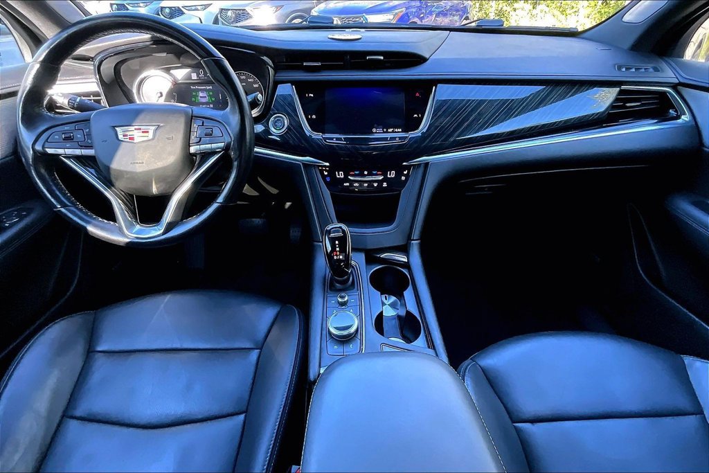 Used 2023 Cadillac XT6 Premium Luxury AWD/4WD image 18