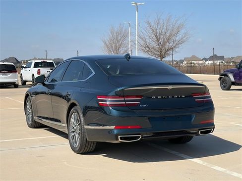 Used 2022 Genesis G80 2.5T image 7