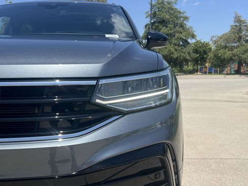 Certified 2024 Volkswagen Tiguan SE R-Line AWD/4WD image 5