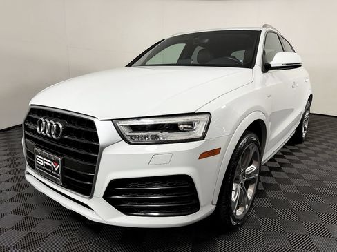 Used 2016 Audi Q3 2.0T Prestige w/ Prestige Package AWD/4WD image 3