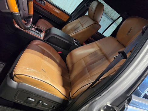 Used 2014 Lincoln Navigator 2WD w/ Equipment Group 101A image 6