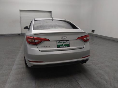 Used 2017 Hyundai Sonata SE FWD image 6