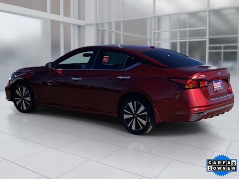 Certified 2022 Nissan Altima 2.5 SV image 4