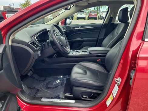 Certified 2020 Ford Fusion Titanium FWD image 20