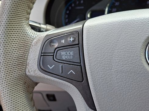 Used 2013 Toyota Sienna XLE FWD image 20