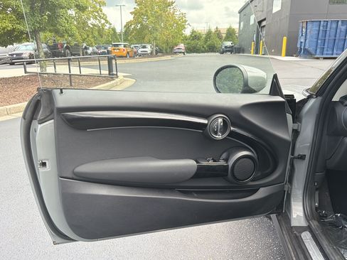 Used 2023 MINI Cooper SE FWD image 15