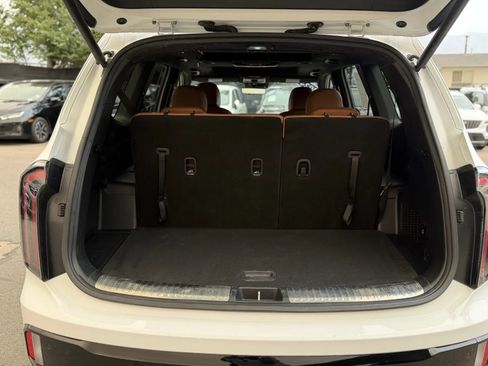 Used 2024 Kia Telluride SX Prestige X-Pro AWD/4WD image 18