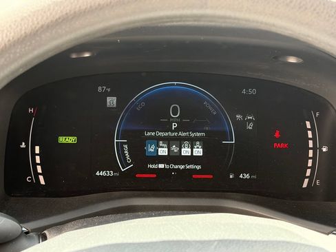 Used 2025 Toyota Camry LE FWD image 11