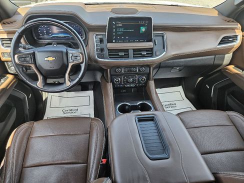 Used 2023 Chevrolet Suburban High Country w/ Advanced Technology Package AWD/4WD image 24
