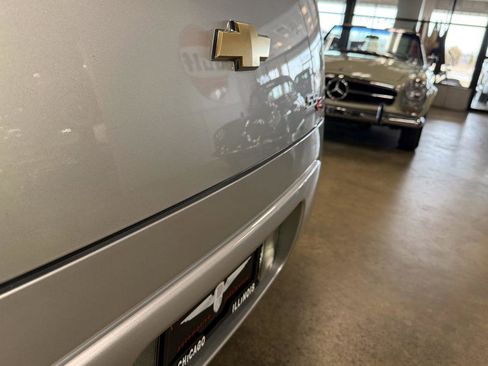 Used 2004 Chevrolet SSR w/ Preferred Equipment Group image 50